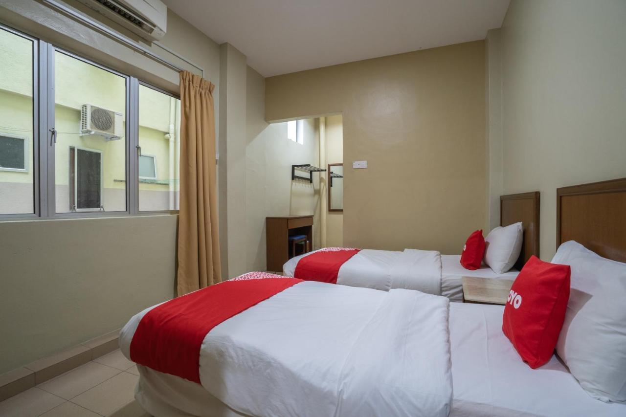 De Clinique Hotel Kampong Pasir Bogak Exterior photo