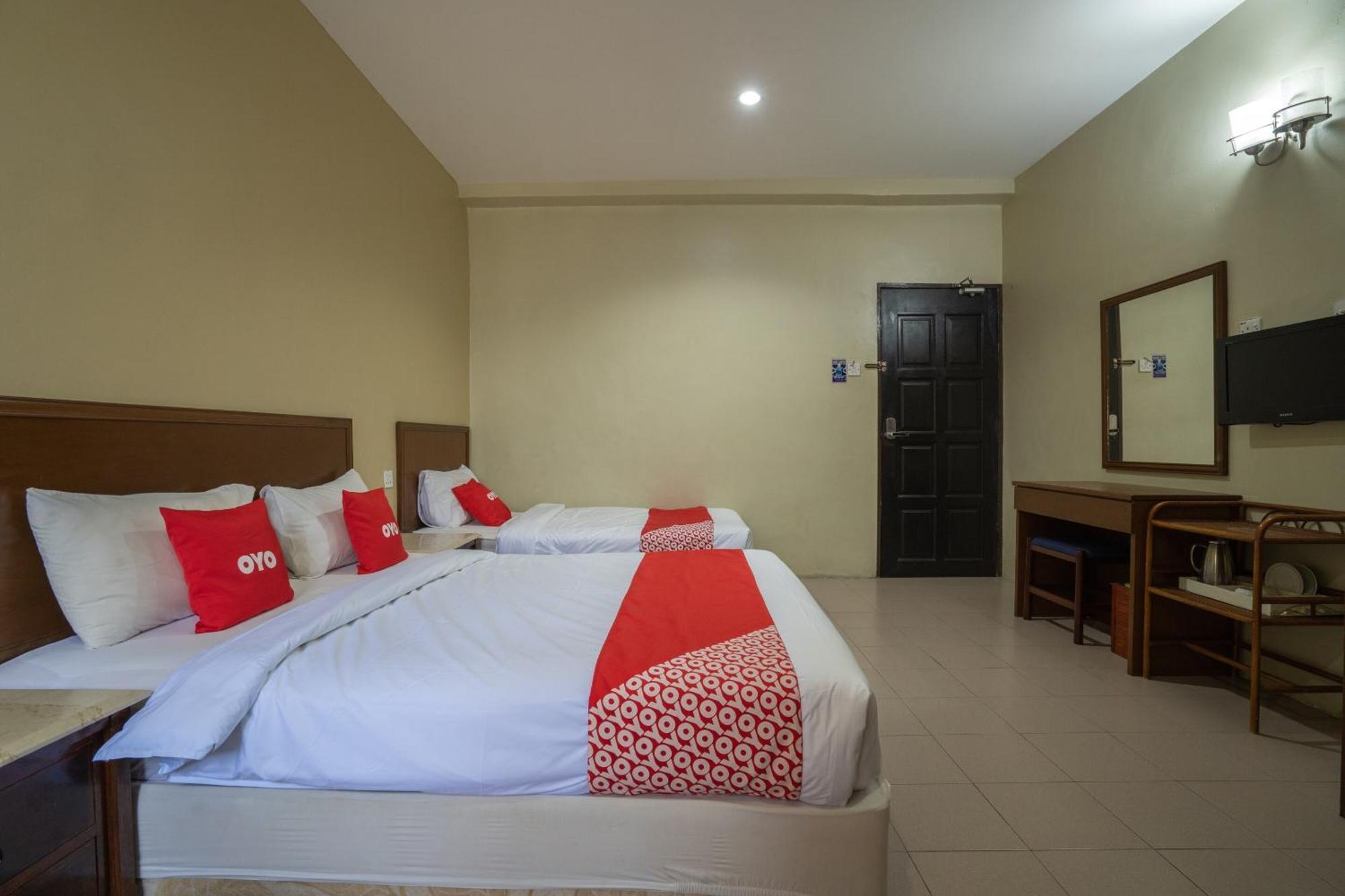 De Clinique Hotel Kampong Pasir Bogak Exterior photo