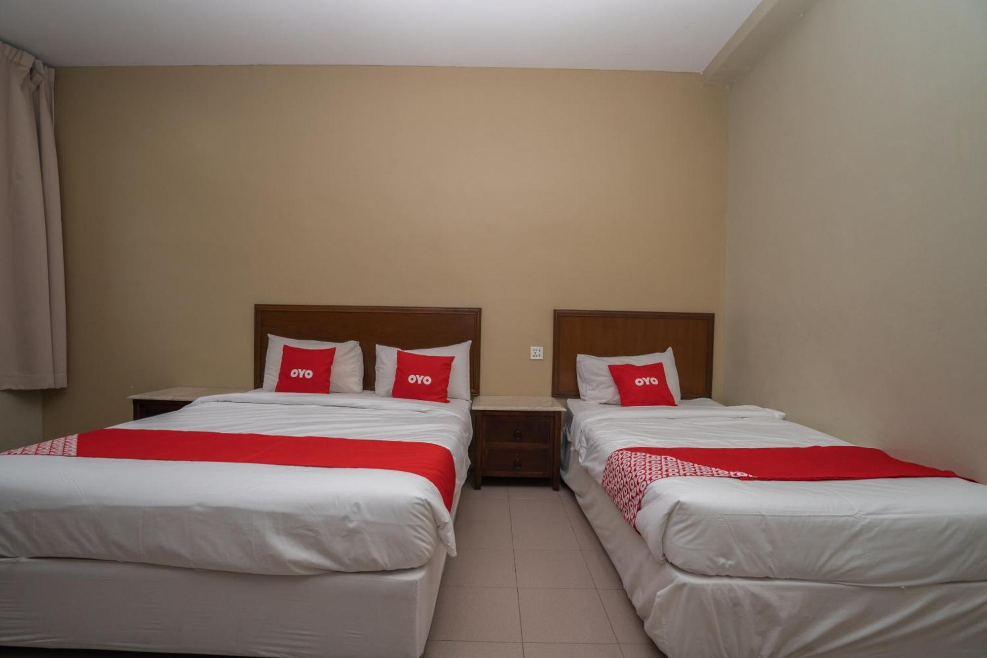 De Clinique Hotel Kampong Pasir Bogak Exterior photo